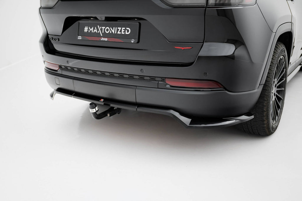 Splitter trasero Jeep Grand Cherokee Trailhawk Mk5 (con barras verticales)