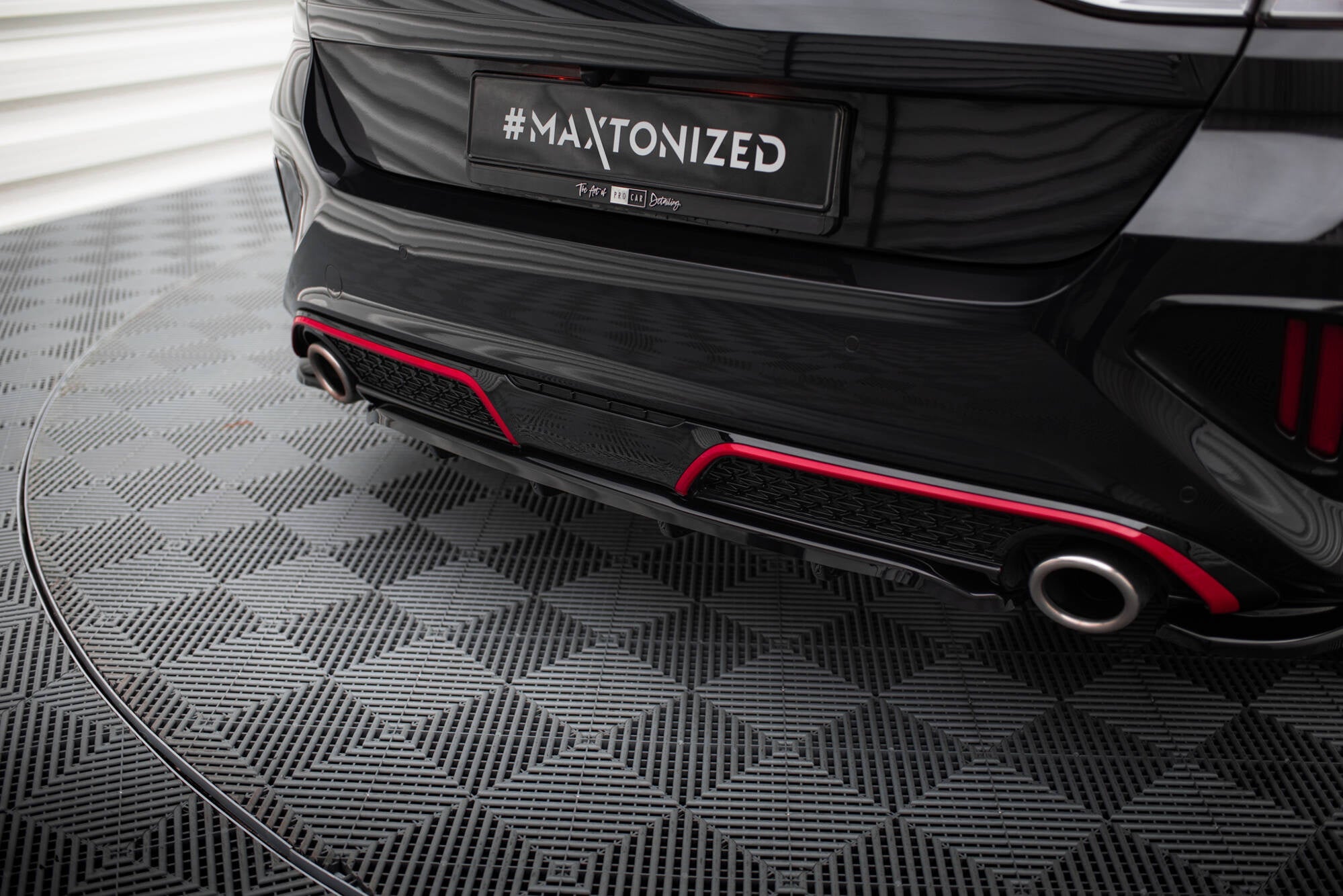 Splitter trasero Kia Ceed GT Mk3 Facelift (con barras verticales)