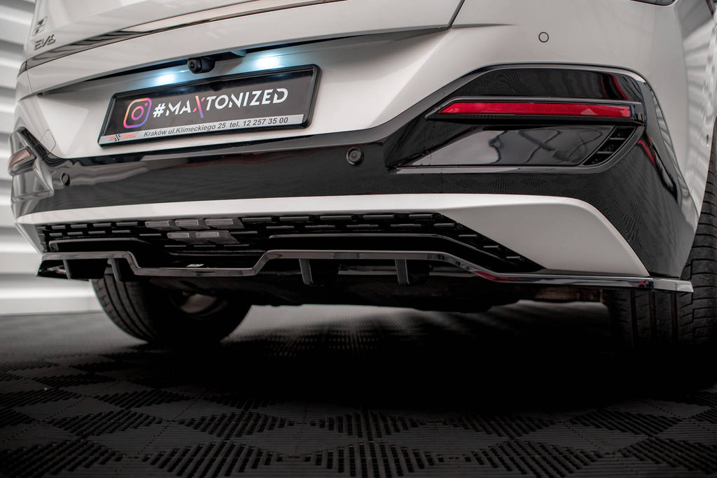 Splitter trasero Kia EV6 GT-Line Mk1 (con barras verticales)