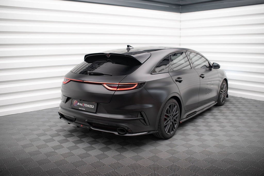 Splitter trasero Kia Proceed GT1 Facelift (con barras verticales)