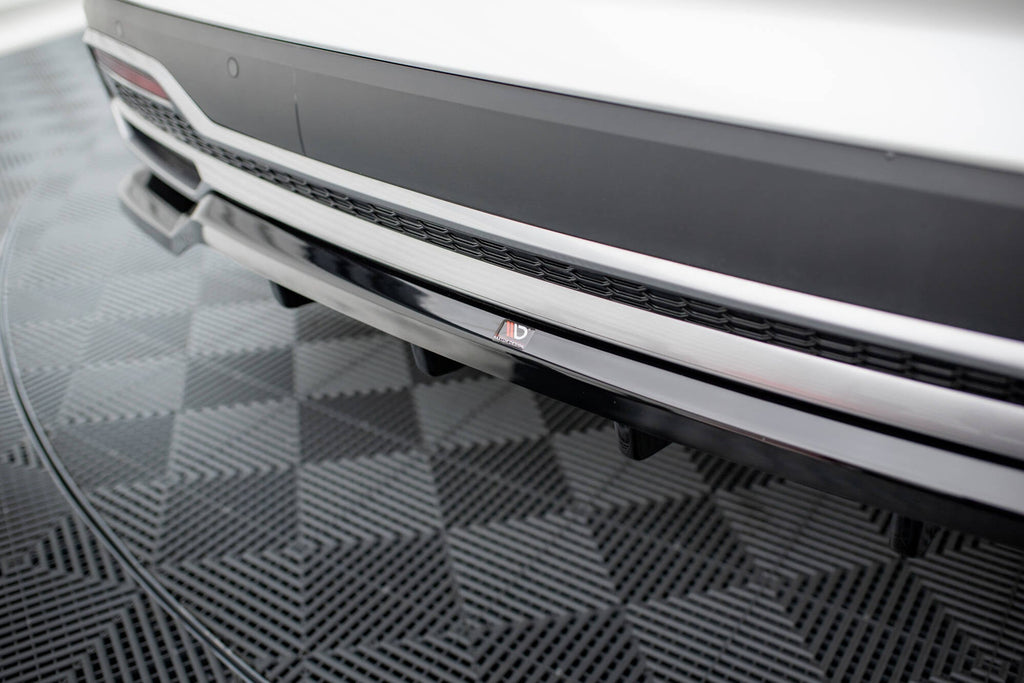 Rear splitter Kia Sorento Mk4 (with vertical bars)