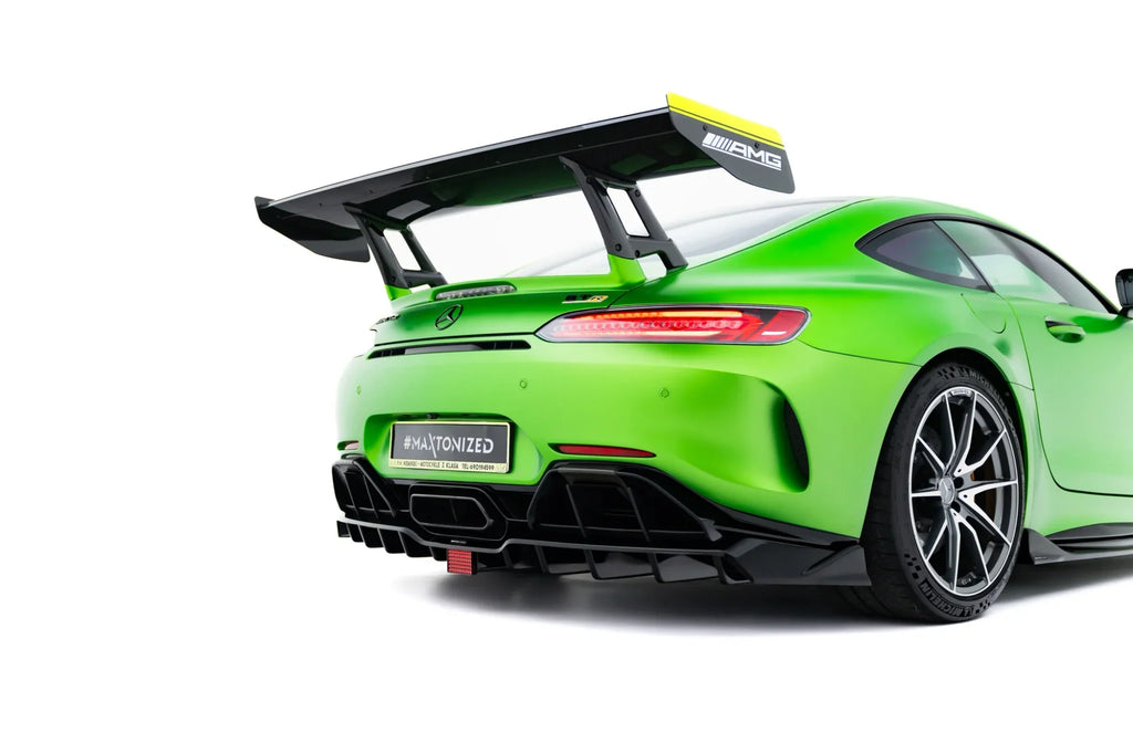 Splitter trasero + LED Mercedes-AMG GT R C190 Facelift (con barras verticales)