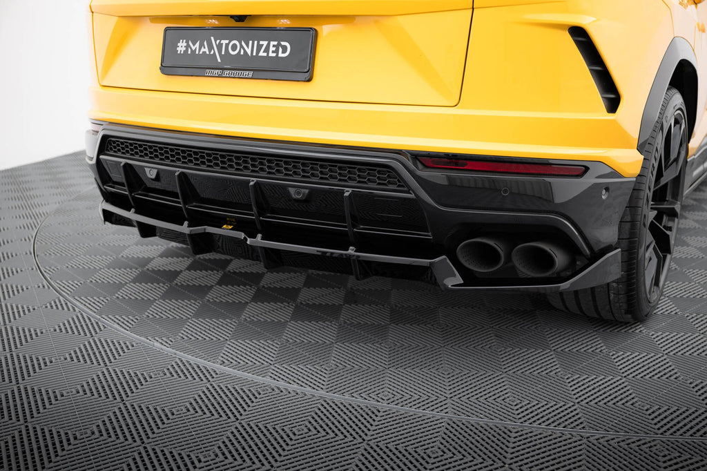 Splitter trasero Lamborghini Urus Mk1 (con barras verticales)