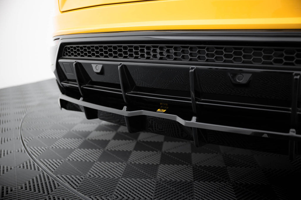 Splitter trasero Lamborghini Urus Mk1 (con barras verticales)