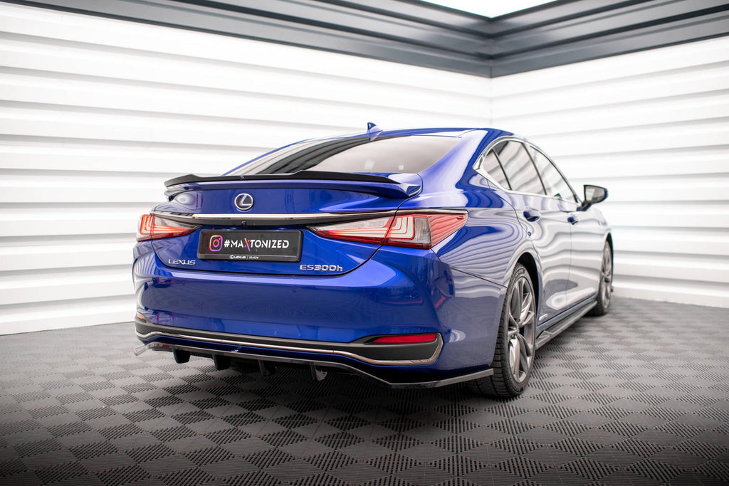 Splitter trasero Lexus ES F Sport Mk7 (con barras verticales)