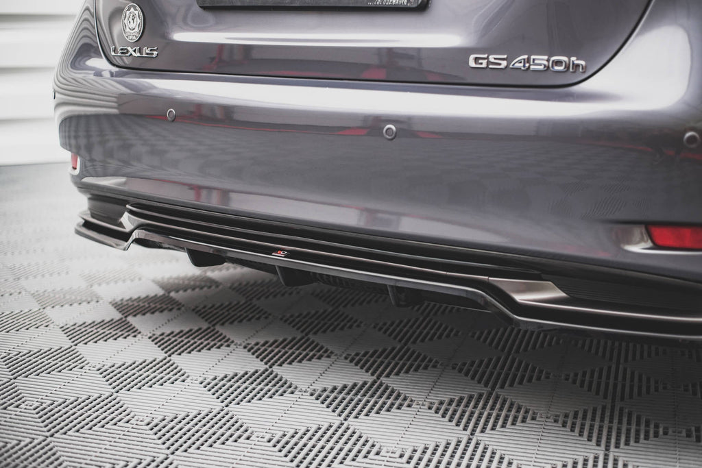 Splitter trasero Lexus GS F-Sport Hybrid Mk4 (L10) con barras verticales