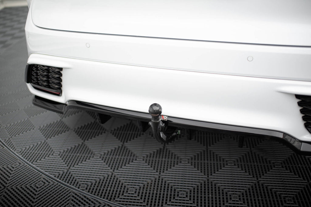 Splitter trasero Lexus RX F-Sport Mk5 (con barras verticales)