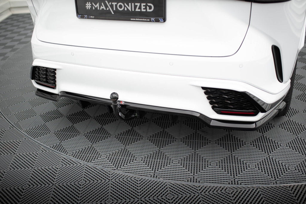 Splitter trasero Lexus RX F-Sport Mk5 (con barras verticales)
