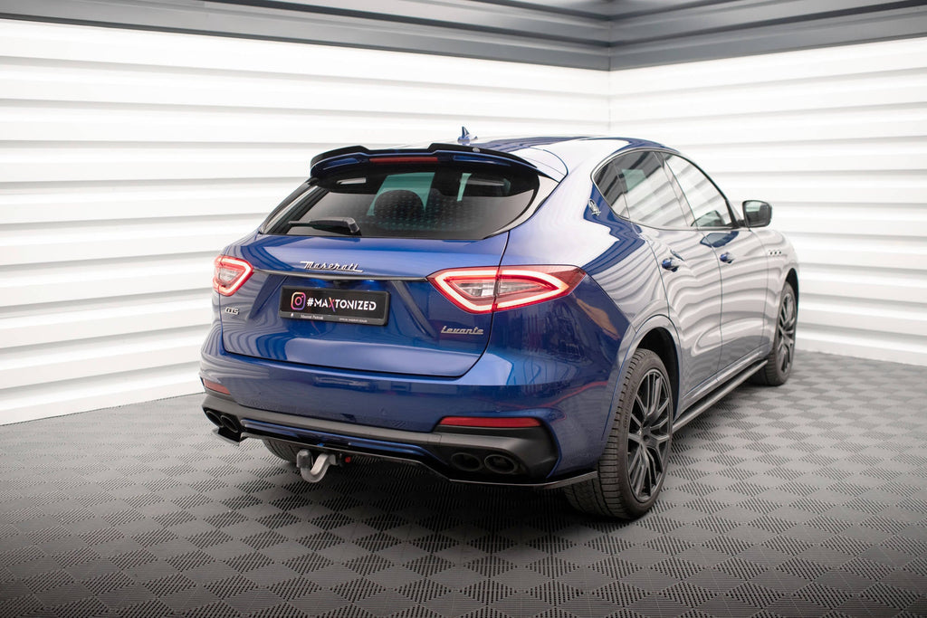 Splitter trasero Maserati Levante GTS Mk1 (con barras verticales)