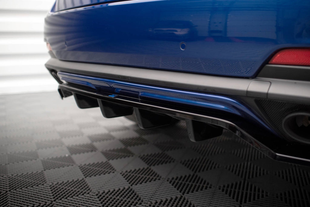Splitter trasero Maserati Levante GTS Mk1 (con barras verticales)