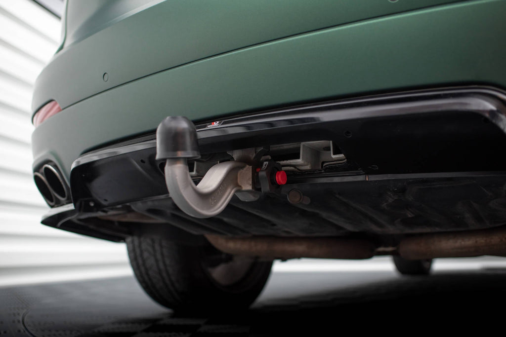 Splitter trasero Maserati Levante Mk1 (con barras verticales)