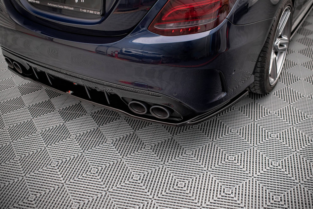 Splitter trasero Mercedes-AMG C 43 Berlina W205 Facelift (con barras verticales)