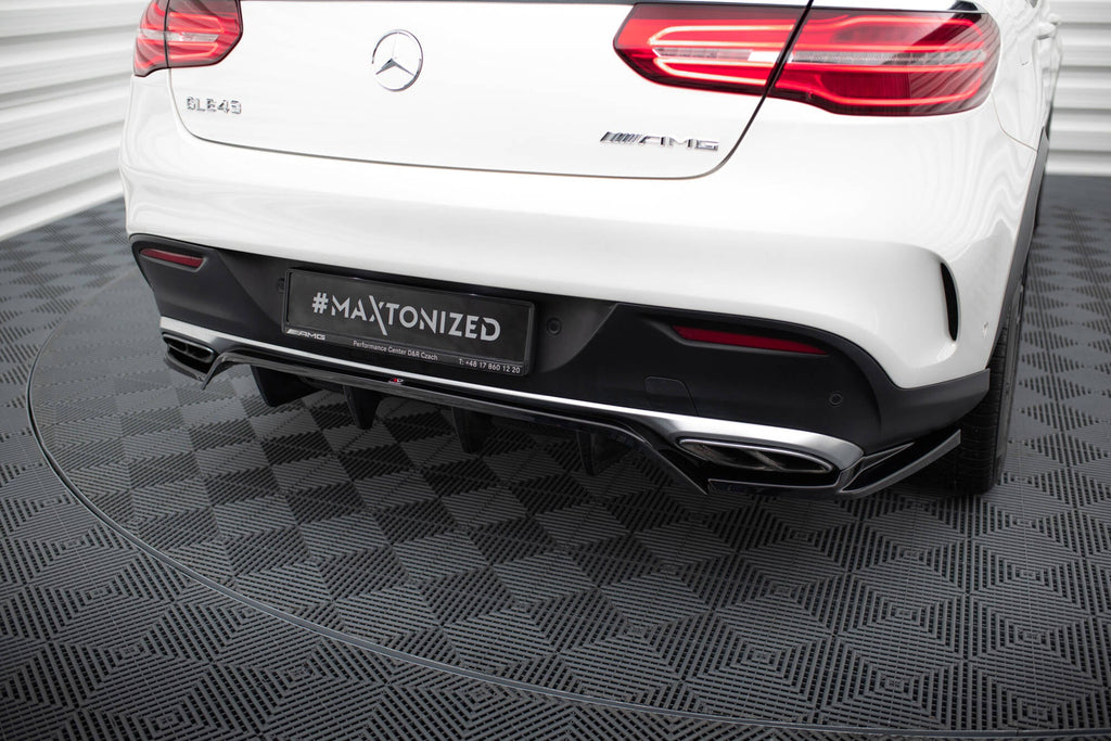 Splitter trasero Mercedes-AMG GLE 43 Coupé C292 (con barras verticales)