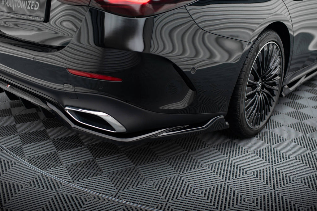 Splitter trasero Mercedes-Benz Clase E AMG-Line W214 (con barras verticales)