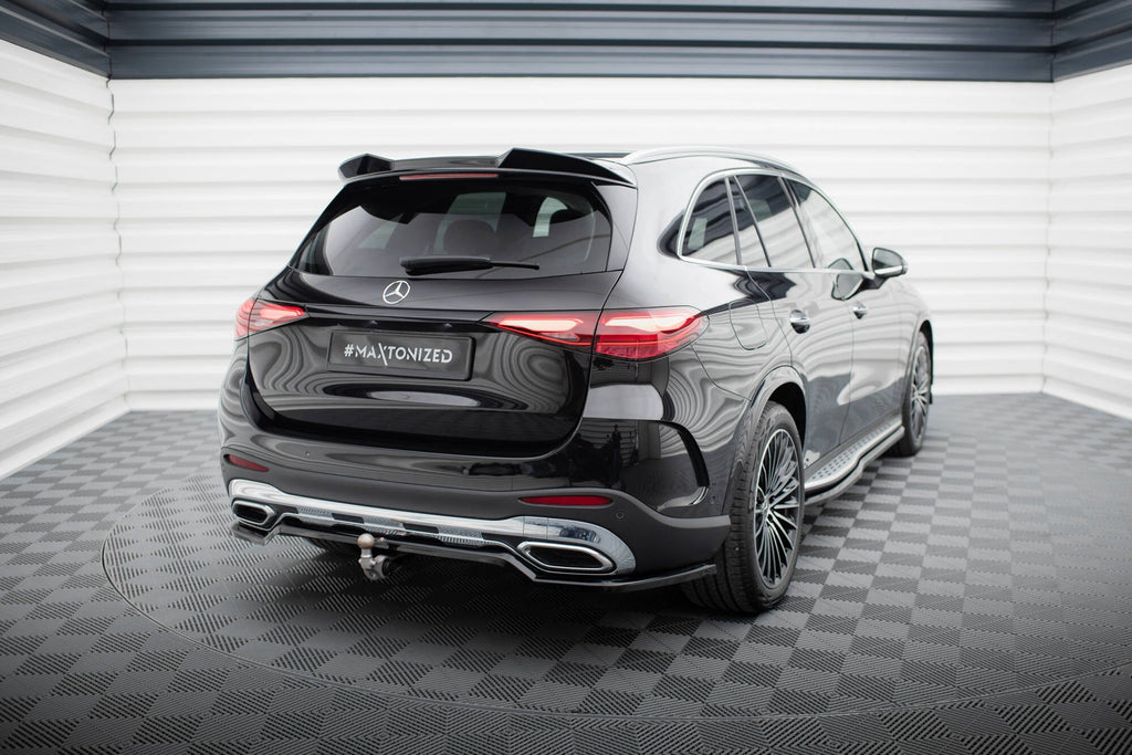 Splitter trasero Mercedes-Benz GLC AMG-Line X254 (con barras verticales)