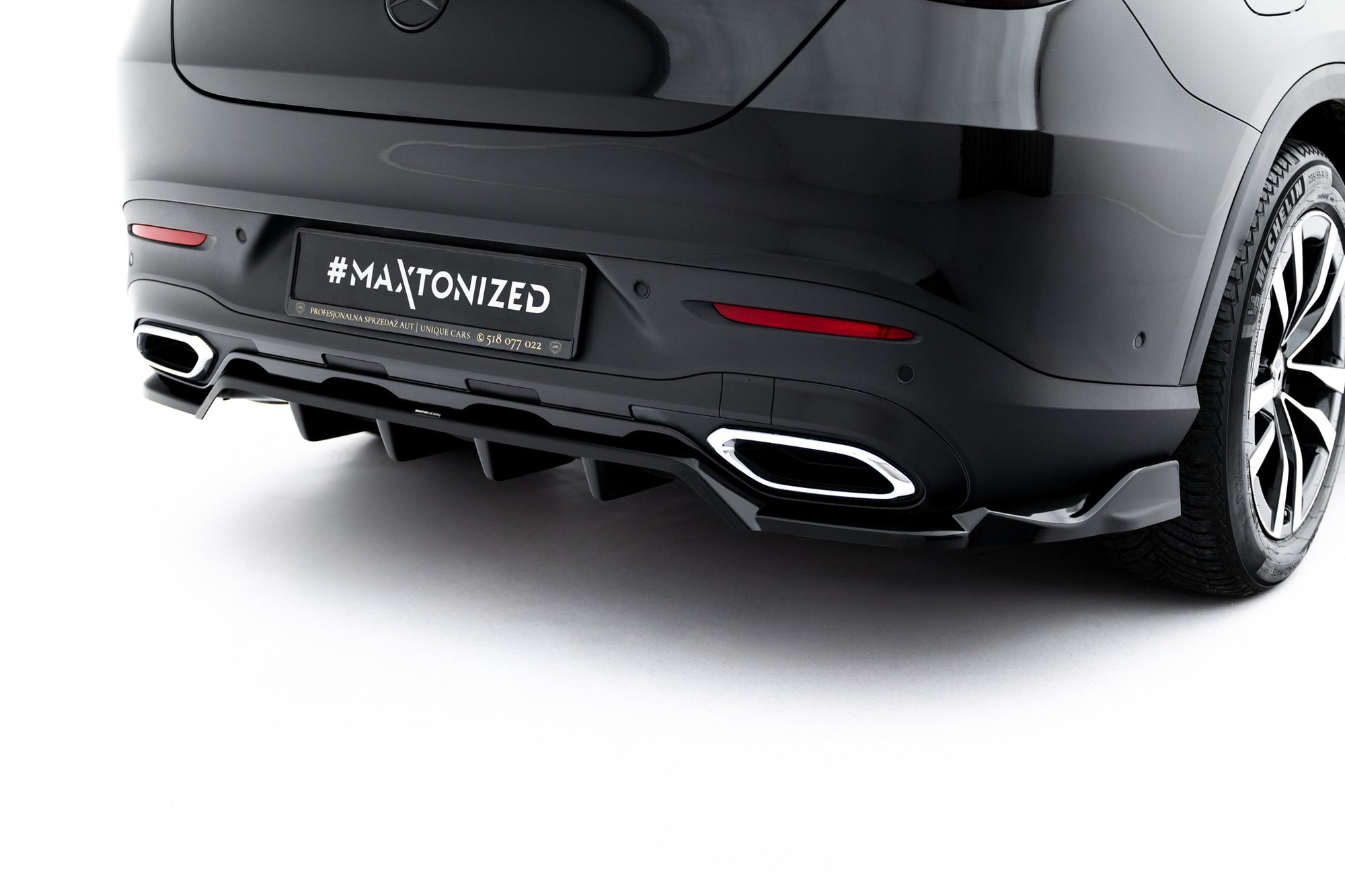 Splitter trasero Mercedes-Benz GLC Coupé C254 (con barras verticales)