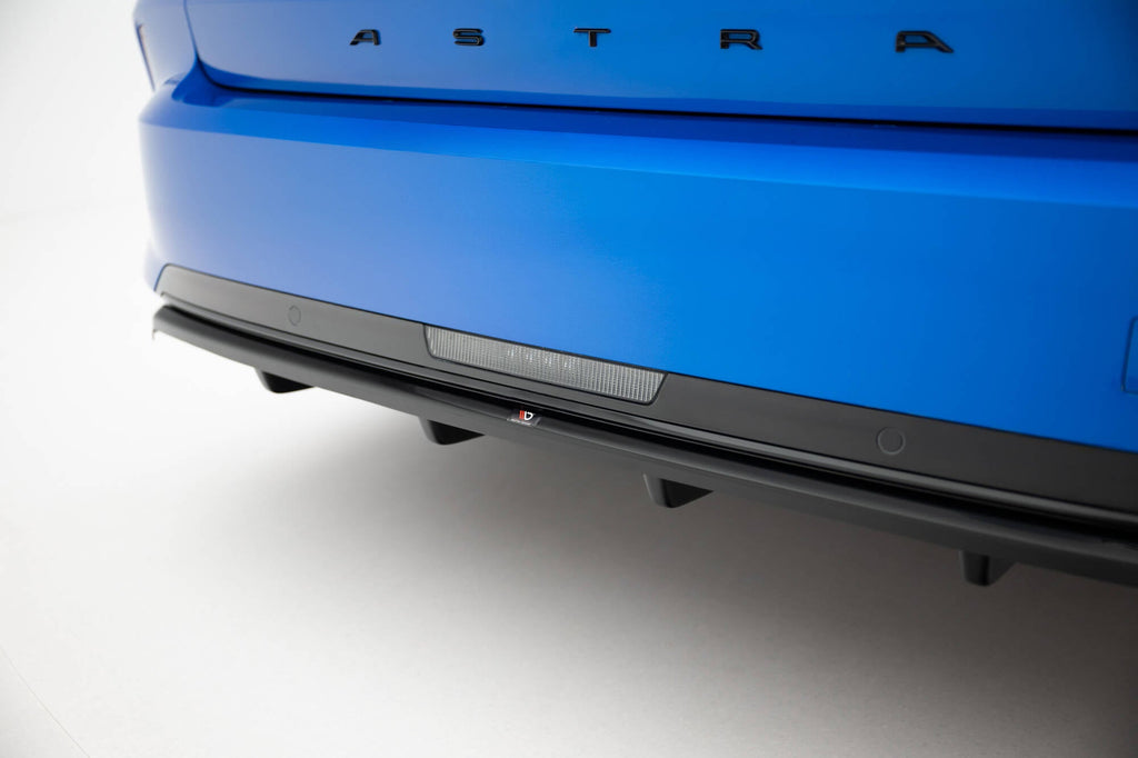 Rear diffuser Opel Astra Sports Tourer L (Mk6) with vertical bars