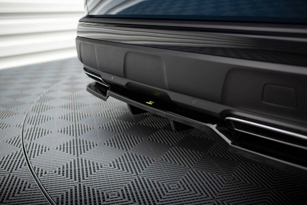 Splitter trasero Peugeot 3008 GT-Line Mk2 Facelift (con barras verticales)