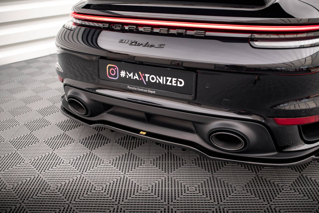 Splitter trasero Porsche 911 Turbo S 992 (con barras verticales)