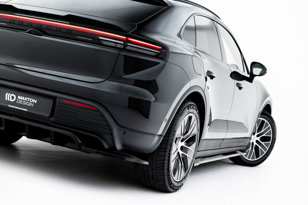 Splitter trasero Porsche Macan EV Mk1 (con barras verticales)