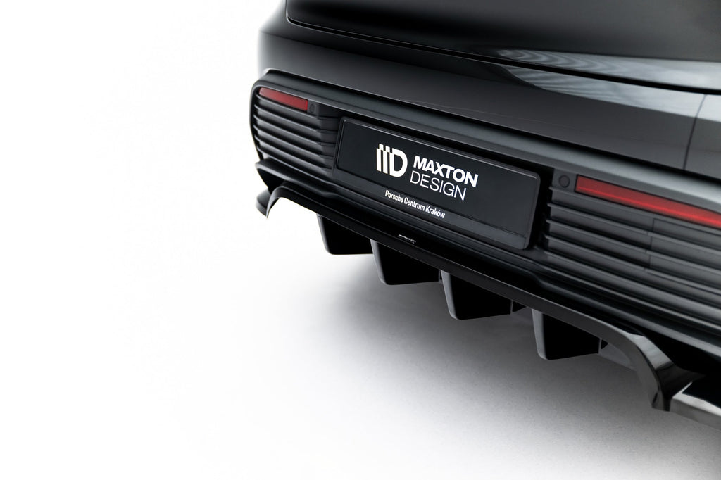 Splitter trasero Porsche Macan EV Mk1 (con barras verticales)