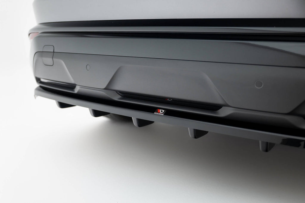 Splitter trasero Renault Austral Mk1 (con barras verticales)