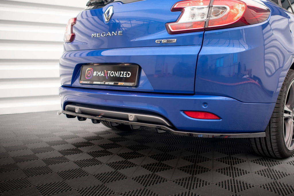 Splitter trasero Renault Mégane GT Line Grandtour Mk3 Facelift (con barras verticales)