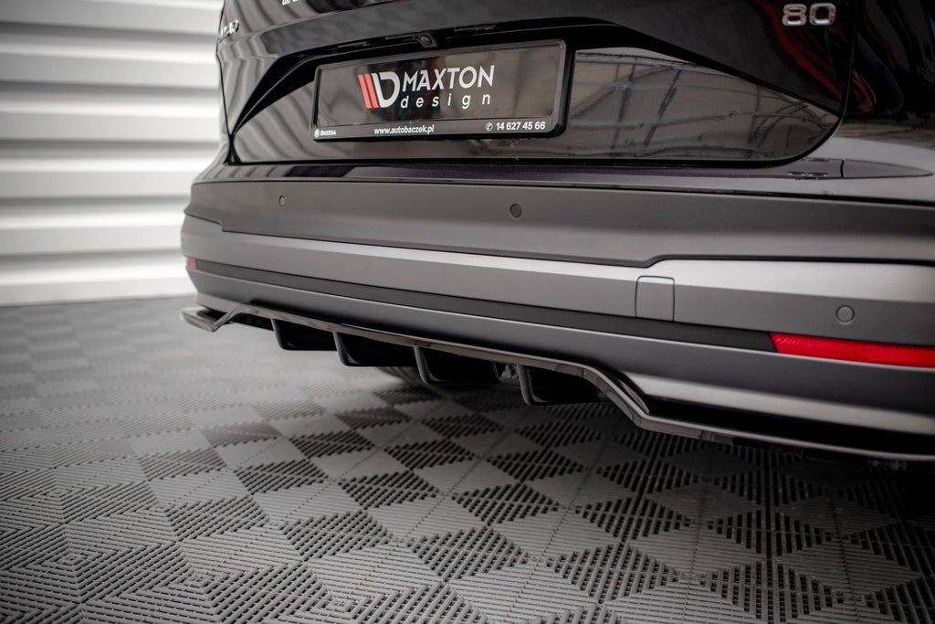 Splitter trasero Skoda Enyaq Iv (con barras verticales)