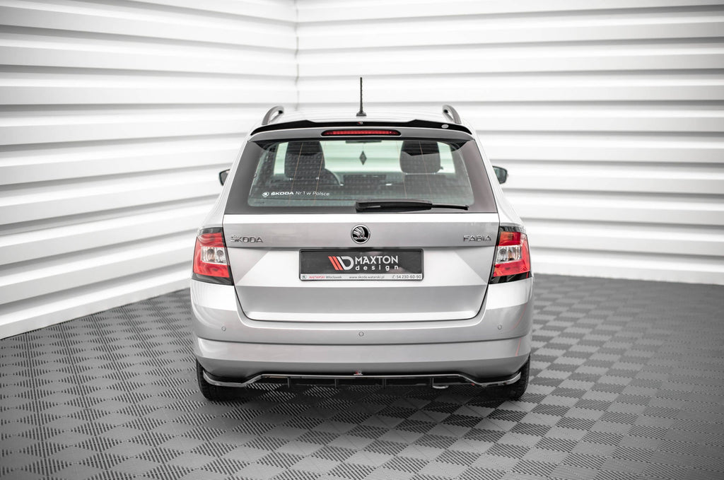 Splitter trasero Skoda Fabia Combi Mk3 (con barras verticales)