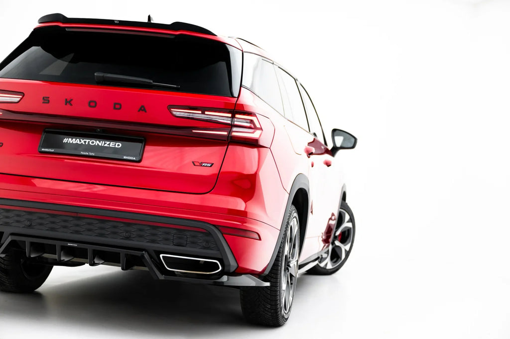 Splitter trasero Skoda Kodiaq RS Mk2 (con barras verticales)