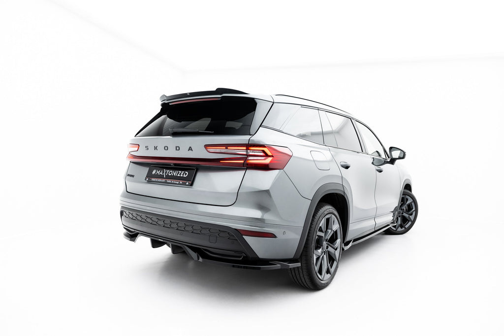 Skoda Kodiaq Sportline Mk2 Rear Splitter (with vertical strakes)