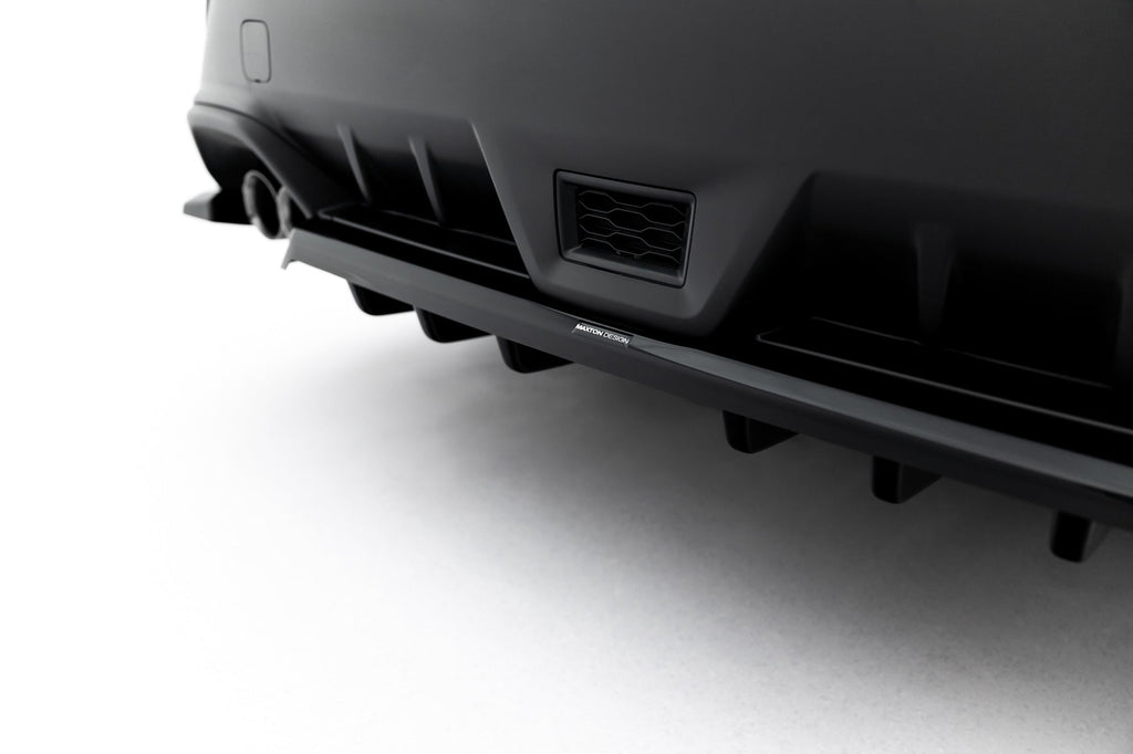 Splitter trasero Subaru WRX STI Mk2 (con barras verticales)
