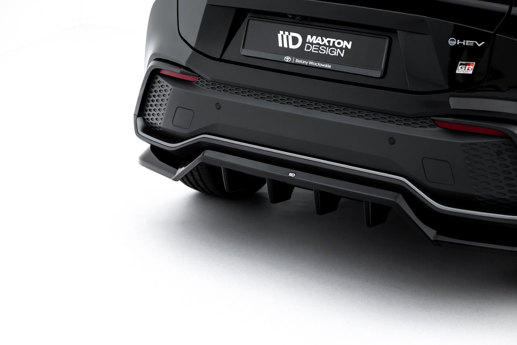 Splitter trasero Toyota C-HR Mk2 (con barras verticales)