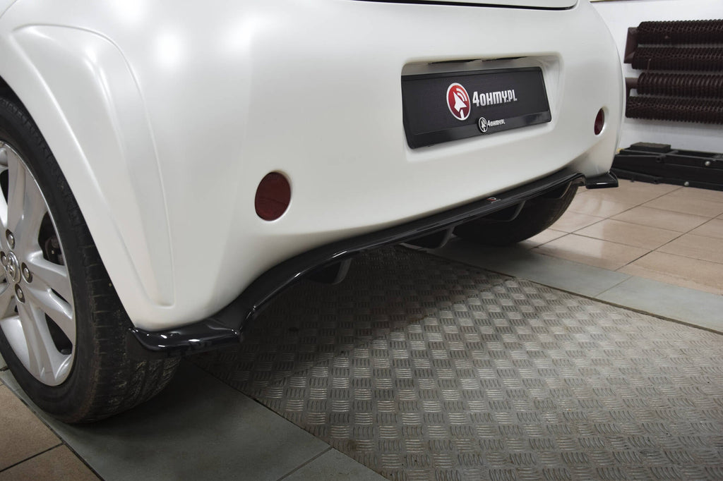 Toyota IQ rear splitter (with vertical strakes)