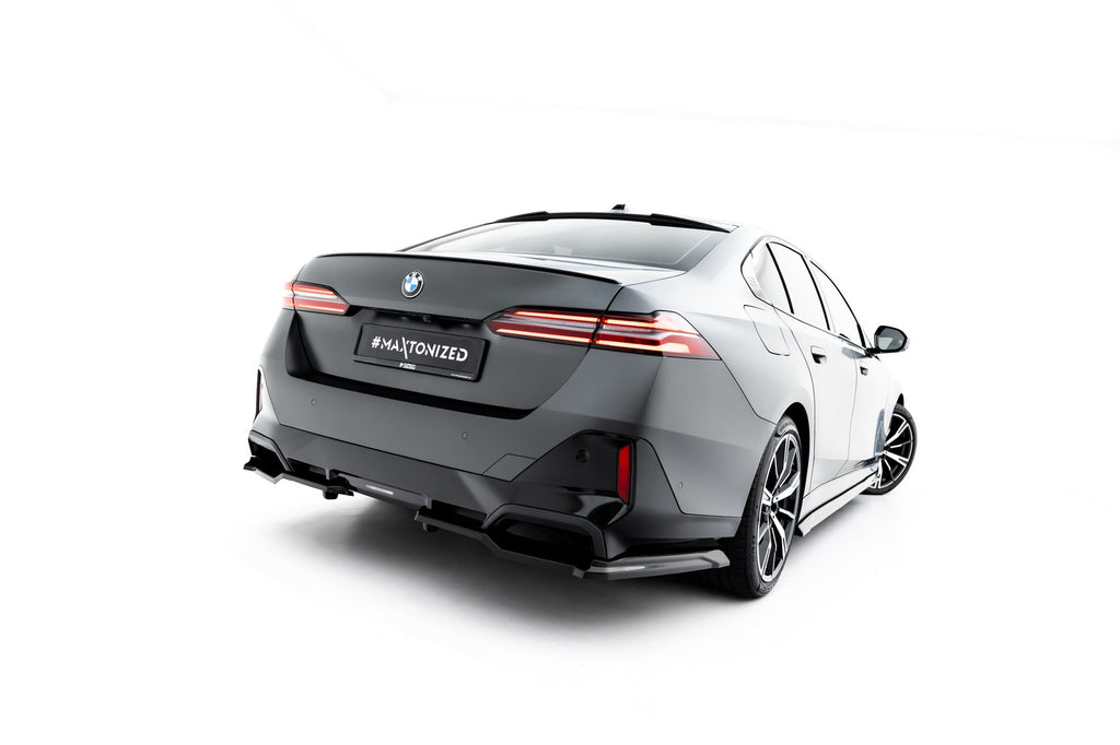 Rear diffuser V.1 BMW 5 i5 M-Pack Sedan / Touring G60 G61 (with vertical bars)