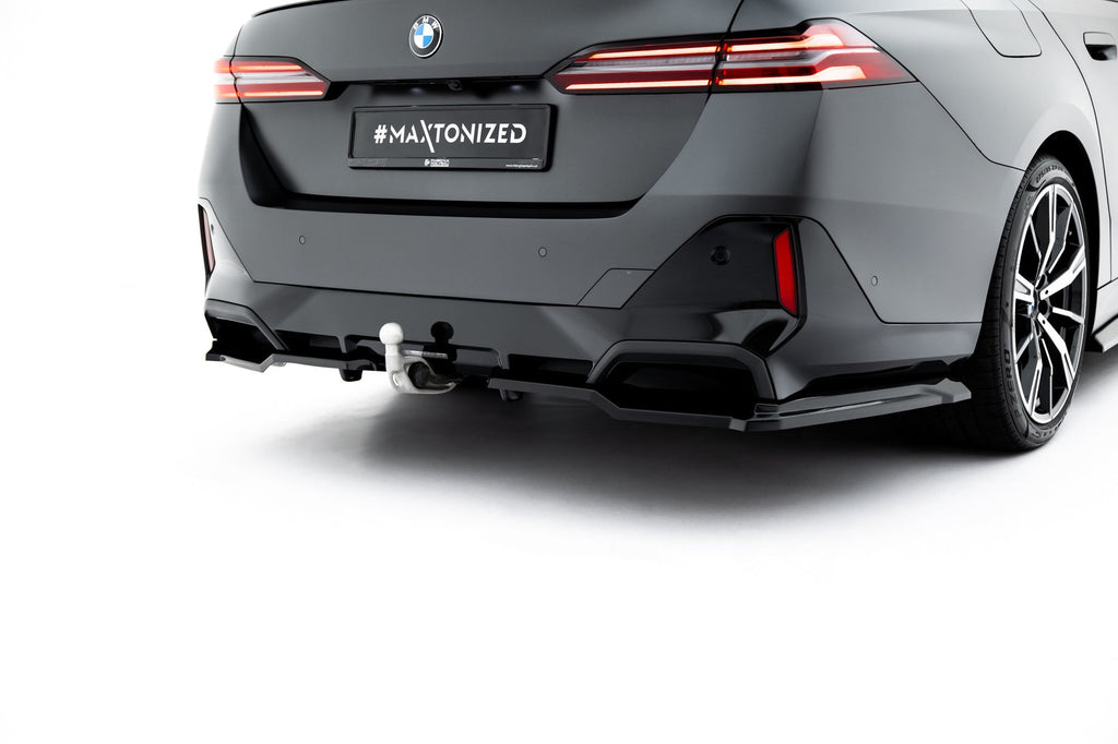Rear diffuser V.1 BMW 5 i5 M-Pack Sedan / Touring G60 G61 (with vertical bars)