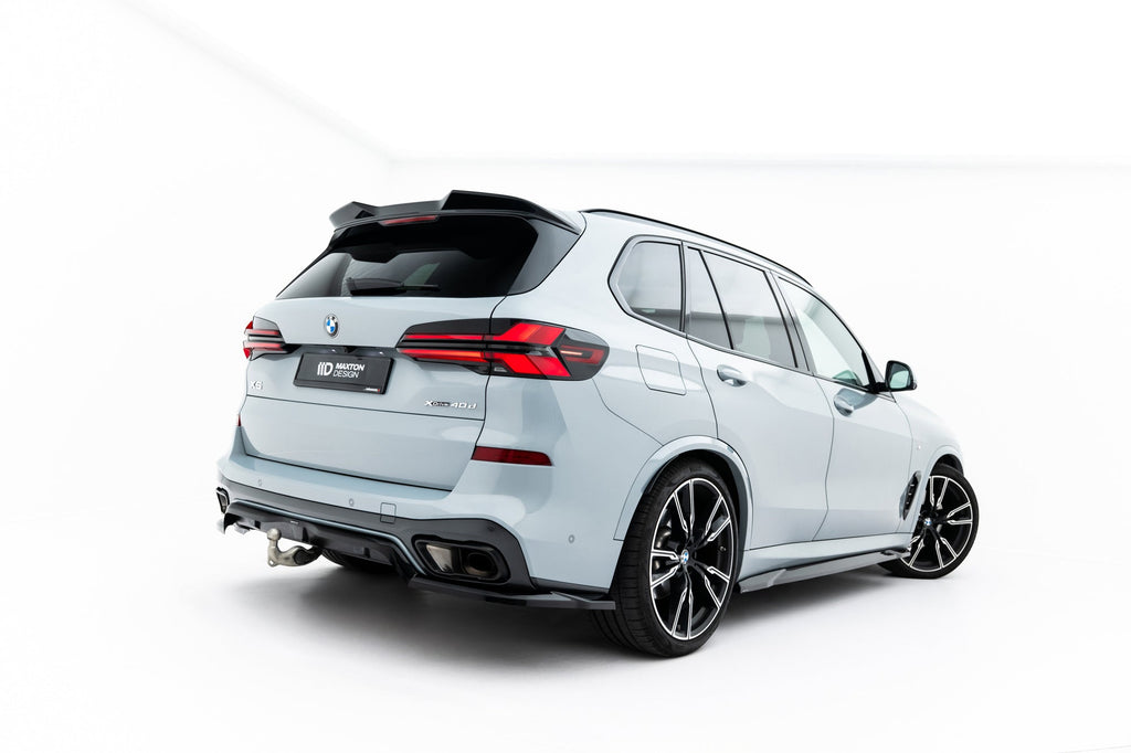 Splitter trasero V.1 BMW X5 M-Pack G05 Facelift (con barras verticales)