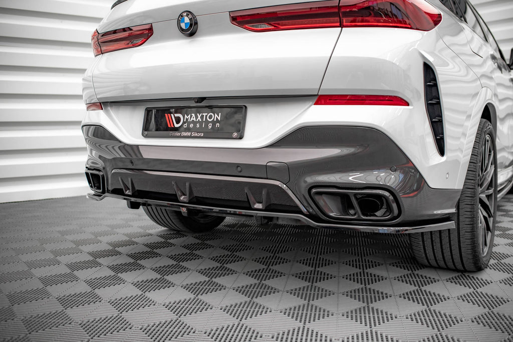 Splitter trasero V.1 BMW X6 M-Pack G06 (con barras verticales)