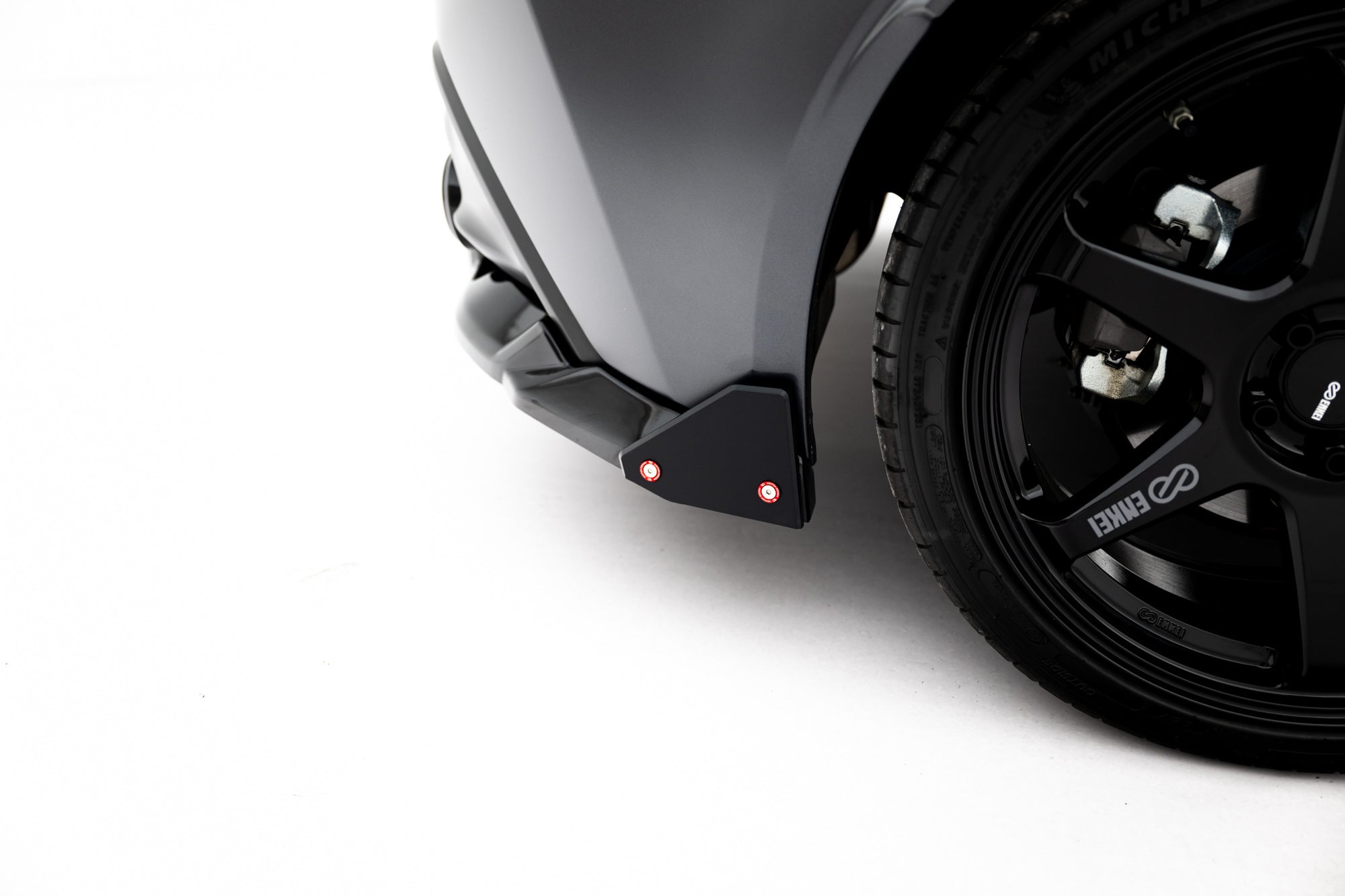 Splitter trasero Difusor V1 Flaps Toyota GR86 Mk1 (con barras verticales)