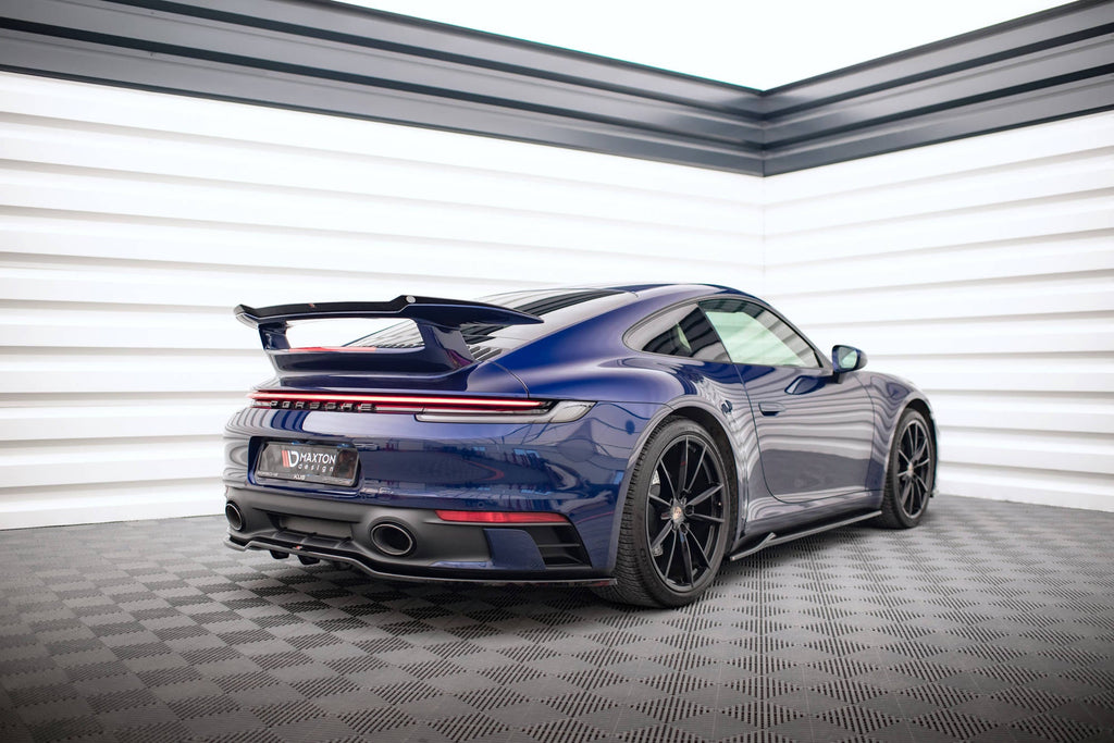 Splitter trasero V.1 Porsche 911 Carrera Aero / Carrera GTS 992 (con barras verticales)