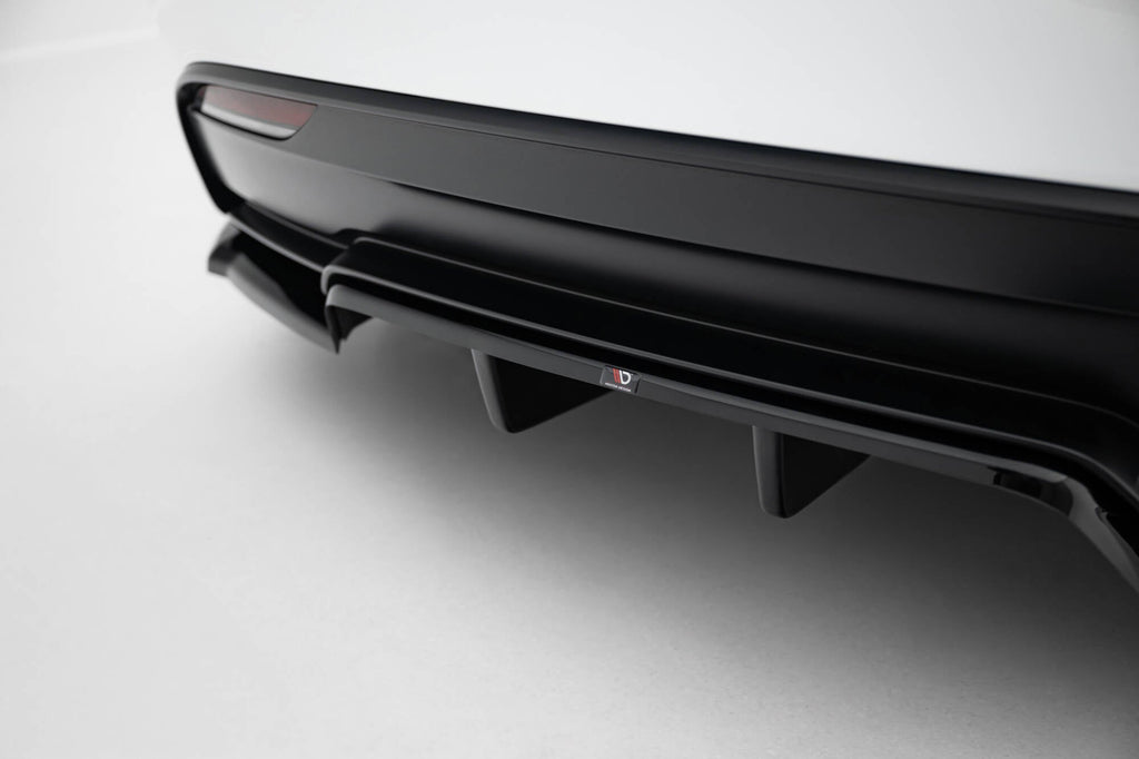 Splitter trasero V.1 Tesla Model 3 Performance Mk1 Facelift (con barras verticales)