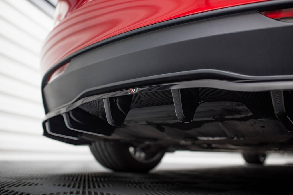Splitter trasero V.1 Tesla Model 3 Project Highland (Facelift) con barras verticales