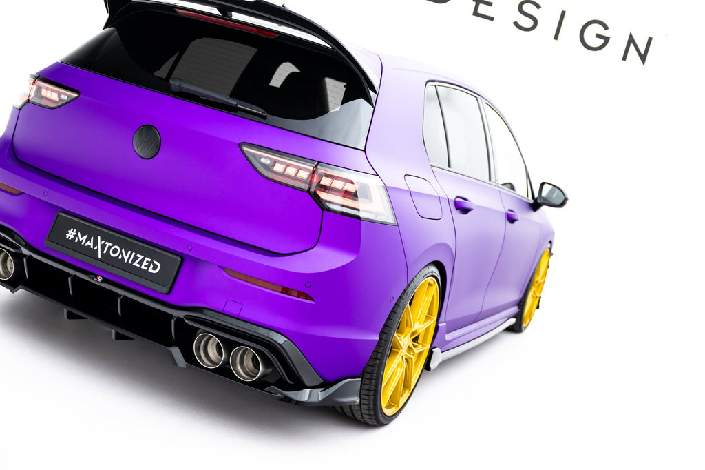 Splitter trasero V.1 Volkswagen Golf R Hatchback Mk8 / Mk8 Facelift (con barras verticales)