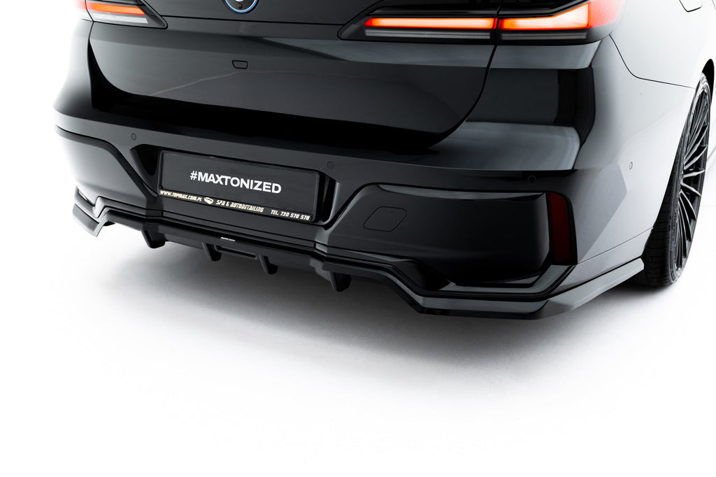 Splitter trasero V.2 BMW Serie 7 M-Pack G70 (con barras verticales)