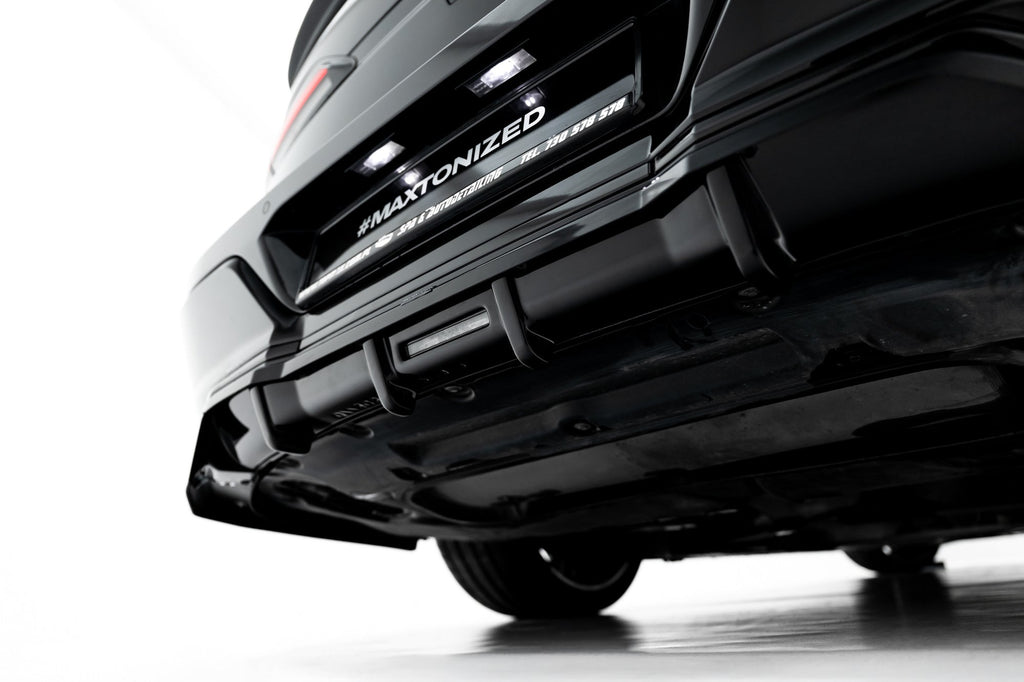 Splitter trasero V.2 BMW Serie 7 M-Pack G70 (con barras verticales)