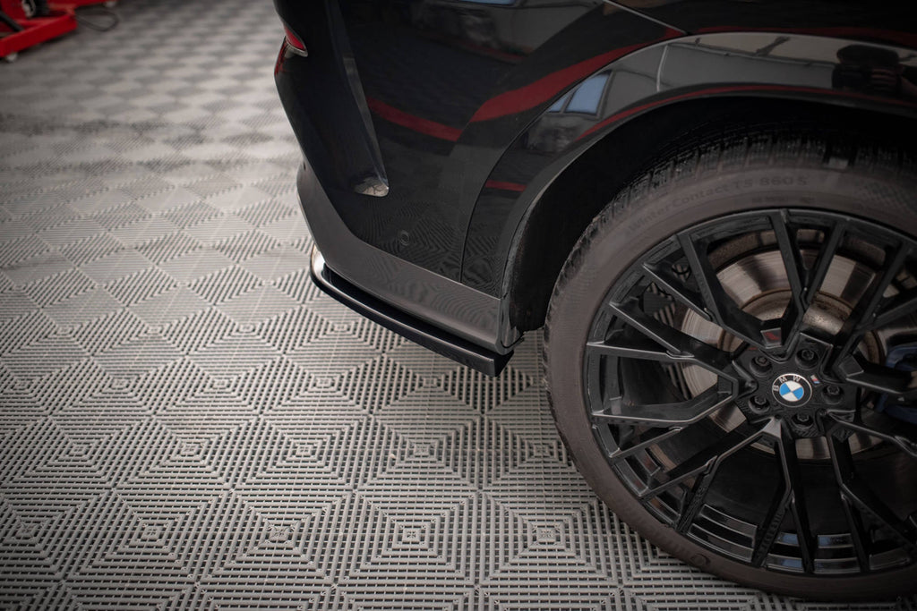 Splitter trasero V.2 BMW X6 M-Pack G06 (con barras verticales)
