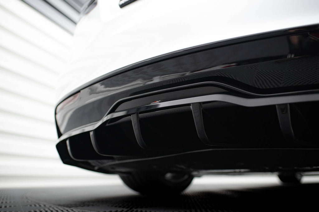 Rear Splitter V.2 Tesla Model S Plaid Mk1 Facelift (with vertical bars)