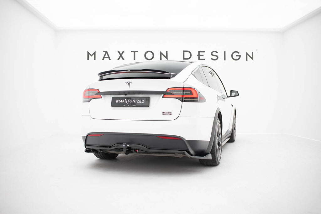 Splitter trasero V.2 Tesla Model X Mk1 Facelift (con barras verticales)
