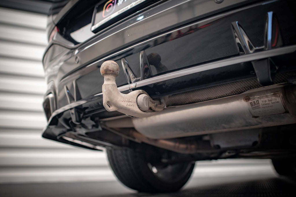 Splitter trasero V.3 BMW X6 M-Pack G06 (con barras verticales)