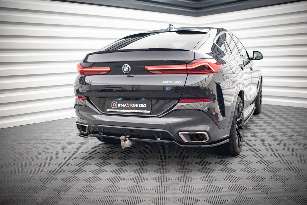 Splitter trasero V.3 BMW X6 M-Pack G06 (con barras verticales)